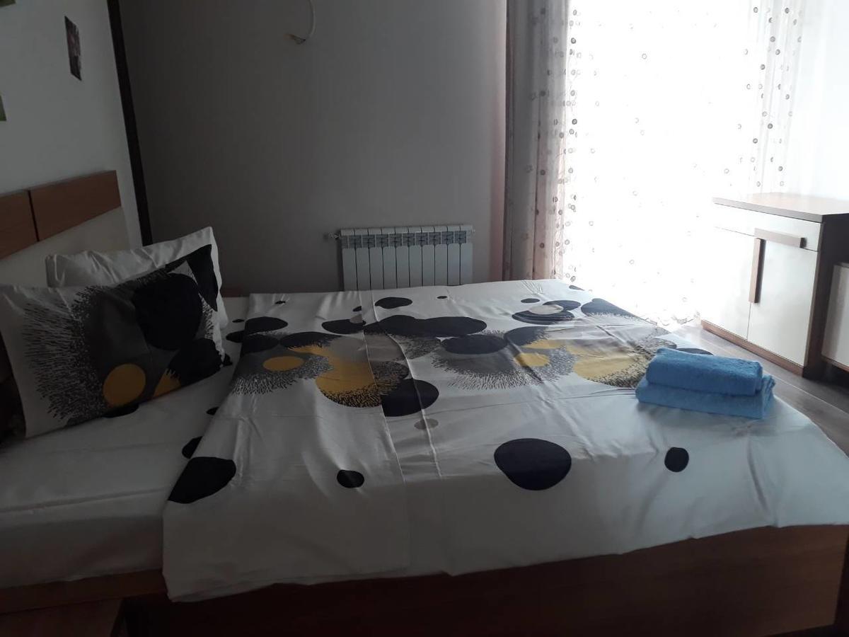 Flat Near The Mcdonald'S Apartamento Batumi Exterior foto