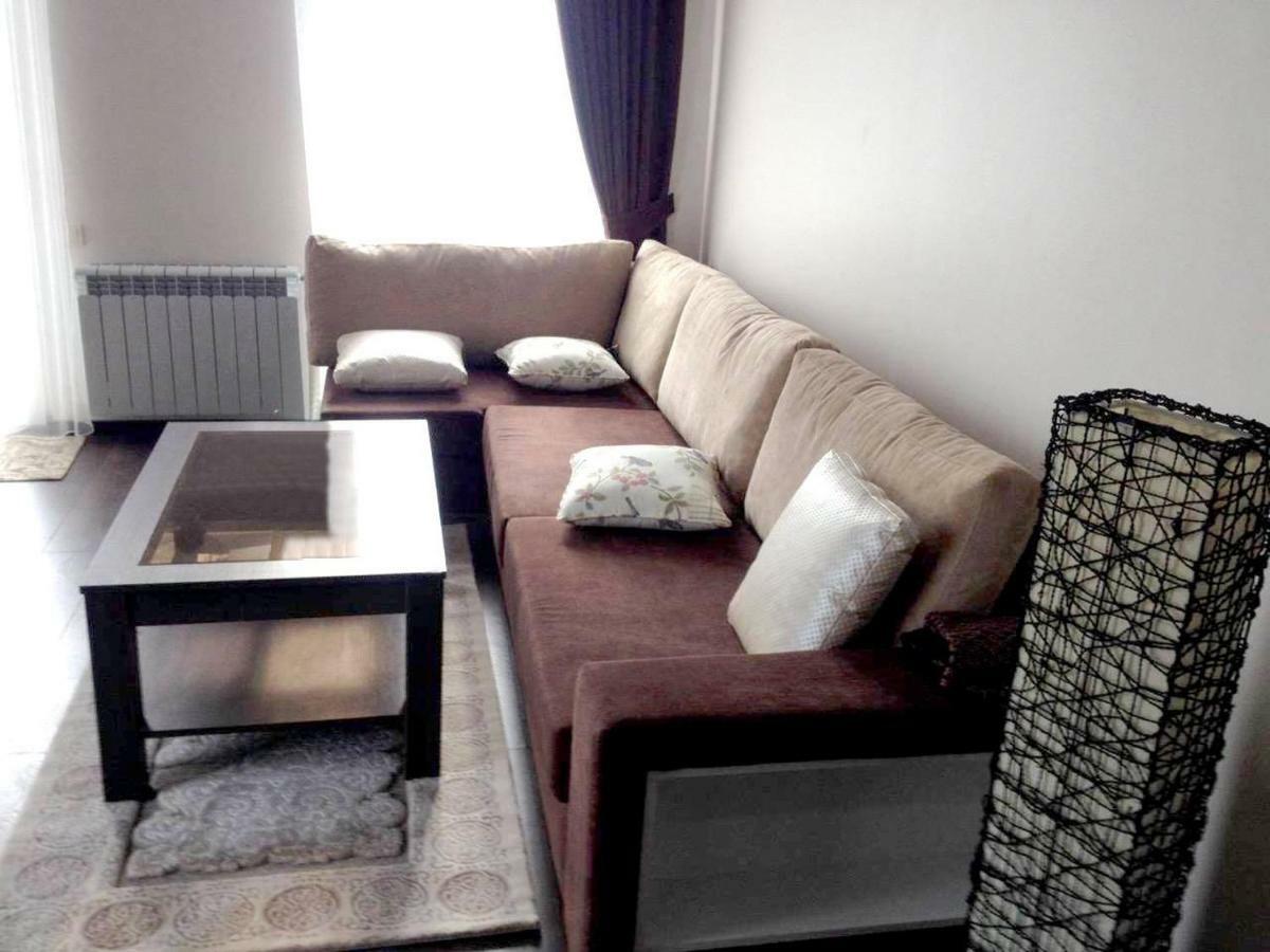 Flat Near The Mcdonald'S Apartamento Batumi Exterior foto